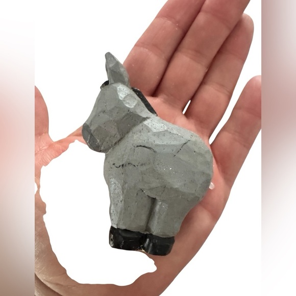 Eddie Walker for Midwest of Cannon
Falls Nativity - Picture 9 of 16